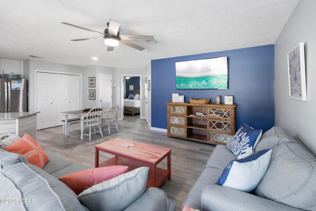 Image 6 of property listing at 21401 Hilltop Avenue, Panama City Beach, FL 32413