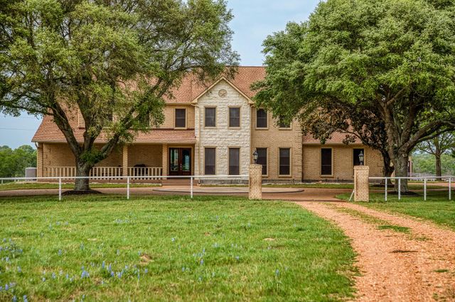 2958 Highway 36 N, Bellville, TX 77418