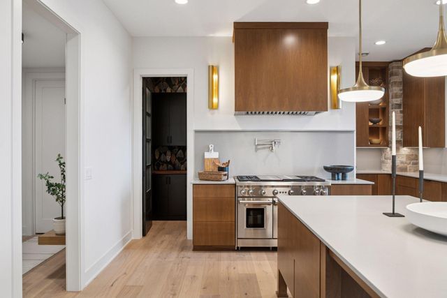 17164 Sunset Trail SW, Prior Lake, MN 55372