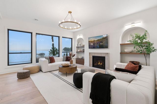 17164 Sunset Trail SW, Prior Lake, MN 55372