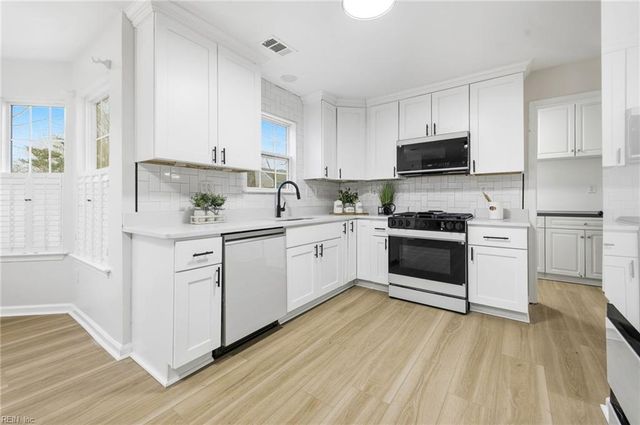 2741 Esplanade CT, Virginia Beach, VA 23456