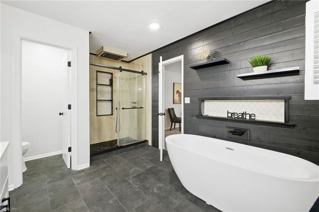 2741 Esplanade CT, Virginia Beach, VA 23456