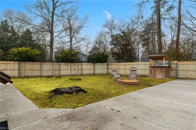 2741 Esplanade CT, Virginia Beach, VA 23456