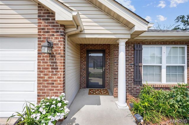 39 Parkville Lane, Festus, MO 63028