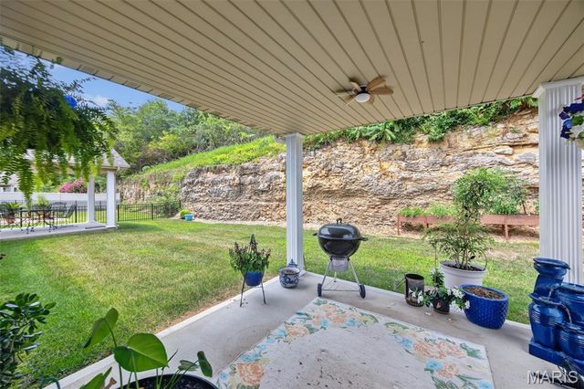 39 Parkville Lane, Festus, MO 63028