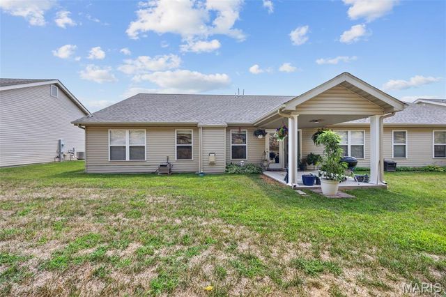 39 Parkville Lane, Festus, MO 63028