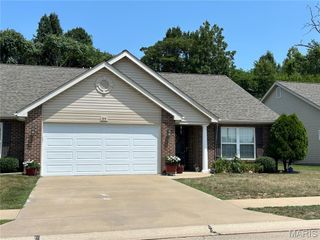 39 Parkville Lane, Festus, MO 63028