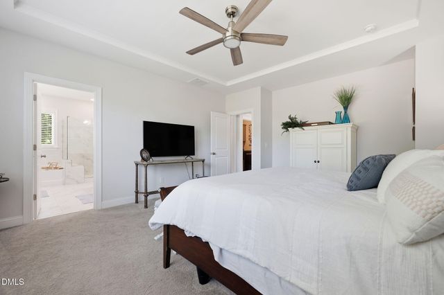 933 Wrights Creek Way, Wake Forest, NC 27587