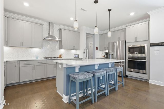933 Wrights Creek Way, Wake Forest, NC 27587