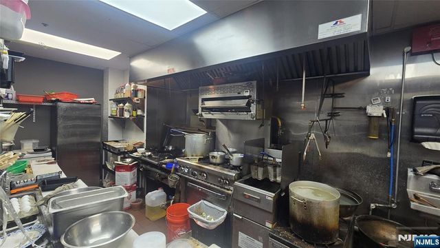 225 Broad Avenue, Palisades Park, NJ 07650