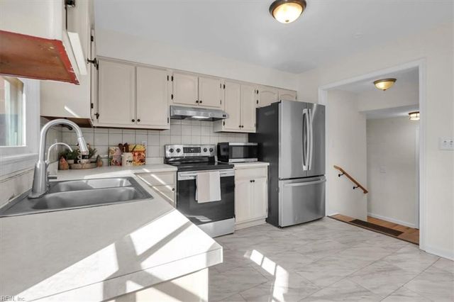 2704 Fincham CT, Chesapeake, VA 23324