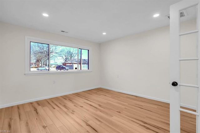 2704 Fincham CT, Chesapeake, VA 23324