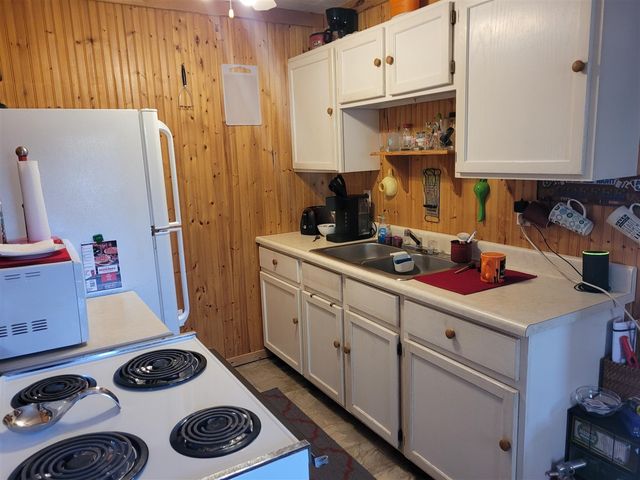 31421 County Road 388, Gobles, MI 49055