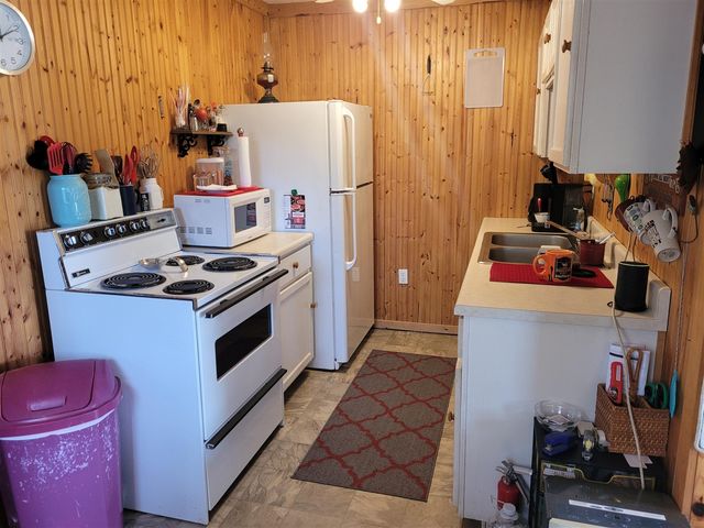 31421 County Road 388, Gobles, MI 49055