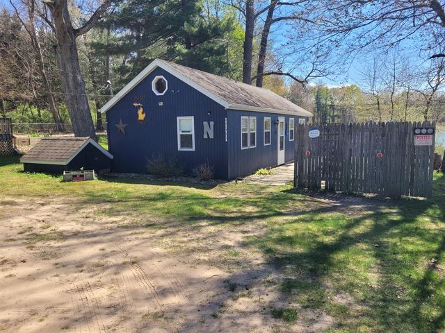 31421 County Road 388, Gobles, MI 49055