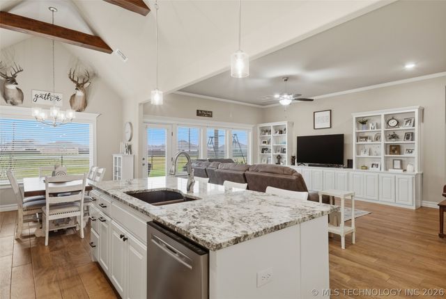 13212 E 137th Street N, Collinsville, OK 74021