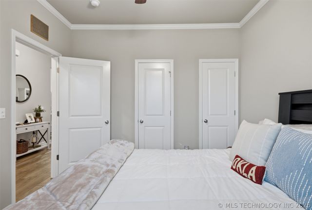 13212 E 137th Street N, Collinsville, OK 74021