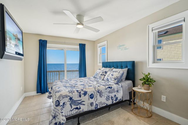 27 S Beach Drive, Cape May Court House, NJ 08210