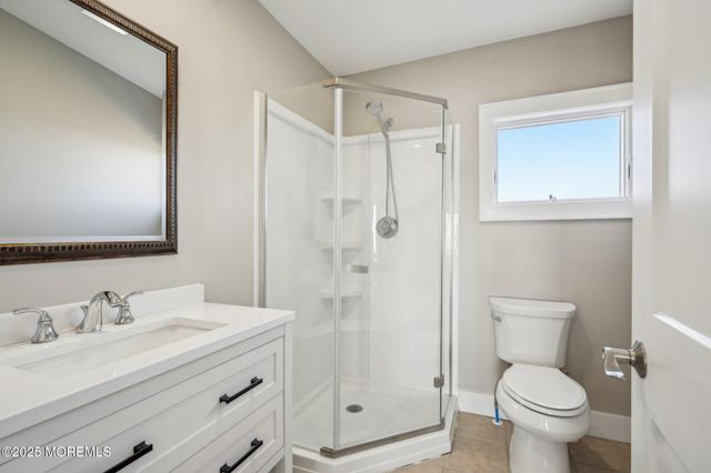27 S Beach Drive, Cape May Court House, NJ 08210