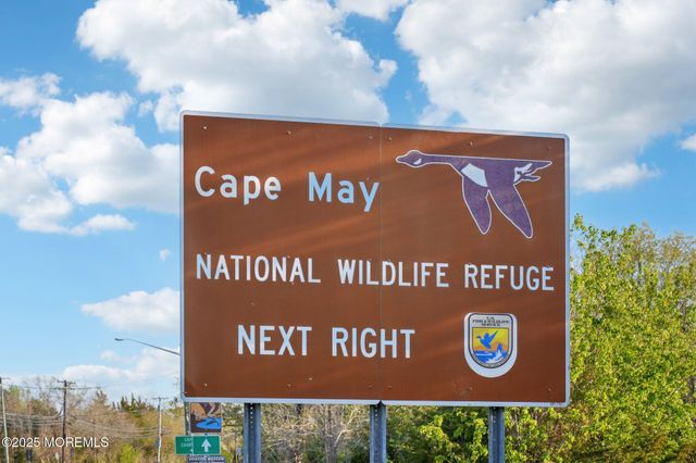 27 S Beach Drive, Cape May Court House, NJ 08210