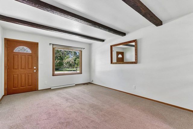 5700 S 41st STREET, Greenfield, WI 53221