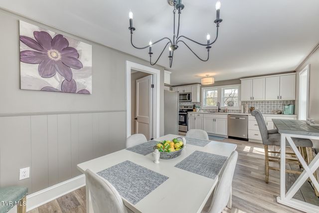 176 Crescent Drive, Bristol, VA 24201