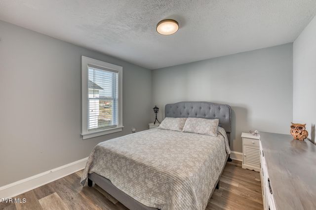 176 Crescent Drive, Bristol, VA 24201