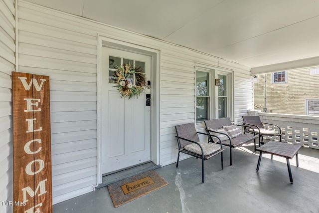 176 Crescent Drive, Bristol, VA 24201