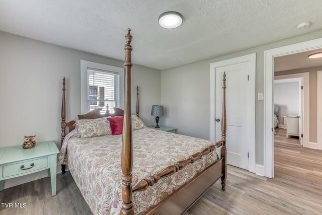 176 Crescent Drive, Bristol, VA 24201