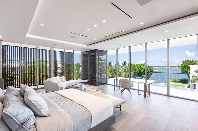 13390 Biscayne Bay Drive, North Miami, FL 33181
