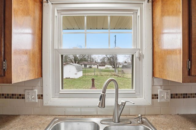 1706 N Tyland Boulevard, New Haven, IN 46774