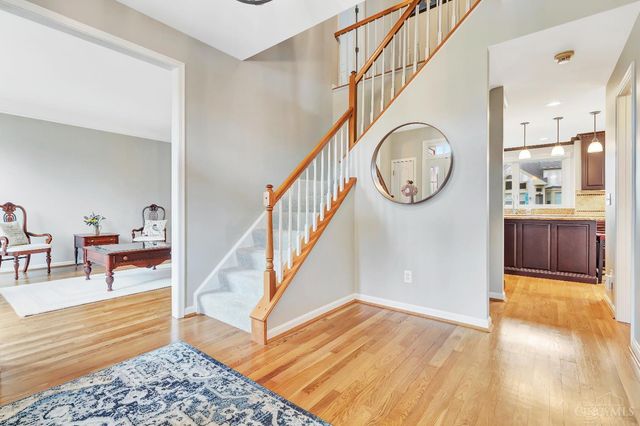 6790 Parklake Drive, Mason, OH 45040