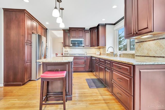 6790 Parklake Drive, Mason, OH 45040