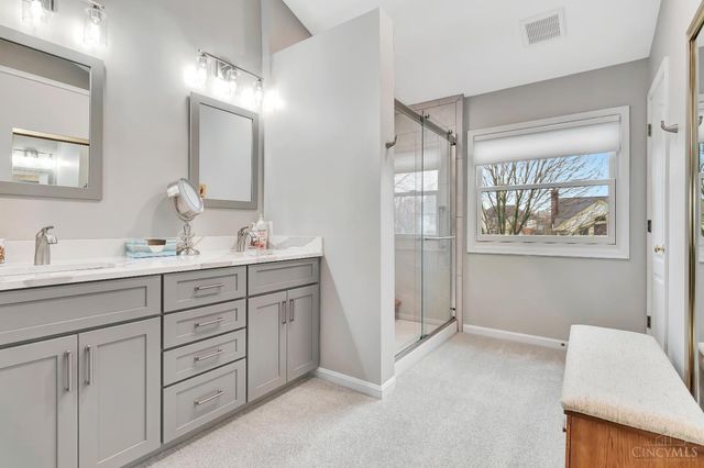 6790 Parklake Drive, Mason, OH 45040