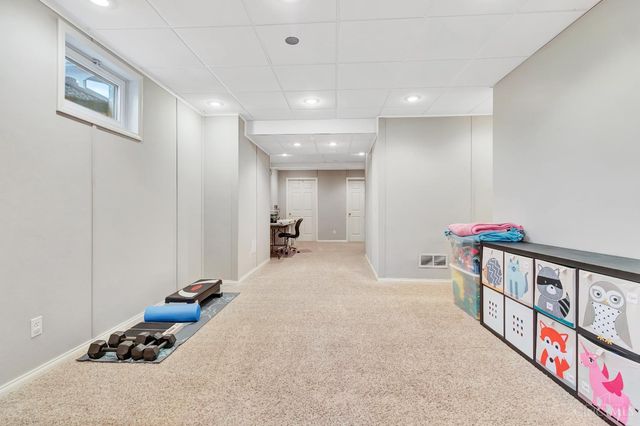 6790 Parklake Drive, Mason, OH 45040