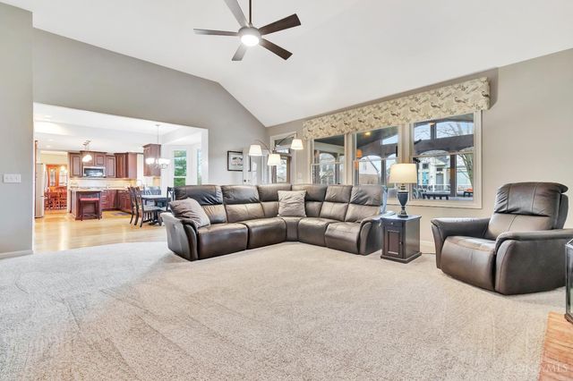 6790 Parklake Drive, Mason, OH 45040