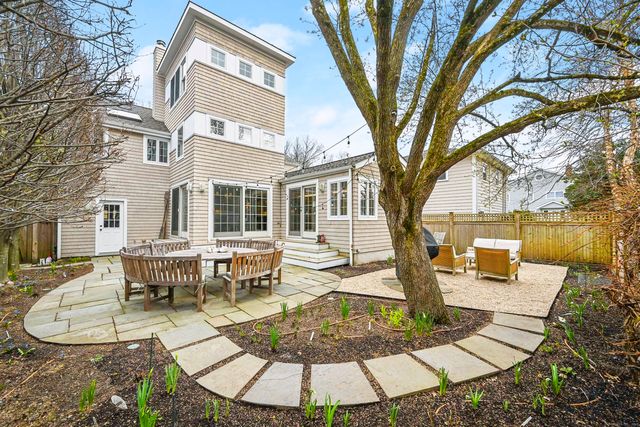 104 Roton Avenue, Norwalk, CT 06853