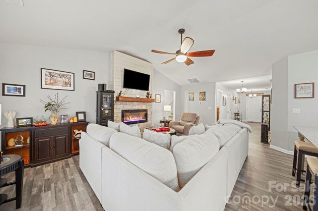 1456 Amberlight Circle, Salisbury, NC 28144