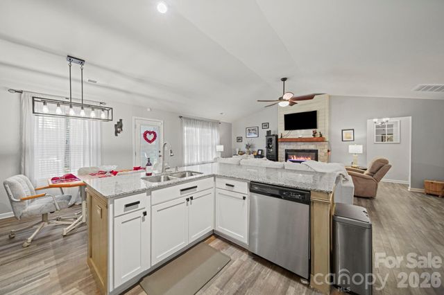 1456 Amberlight Circle, Salisbury, NC 28144