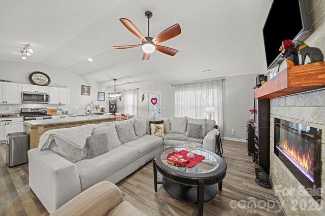 1456 Amberlight Circle, Salisbury, NC 28144