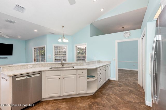 772 Lake Drive, Melbourne, FL 32940