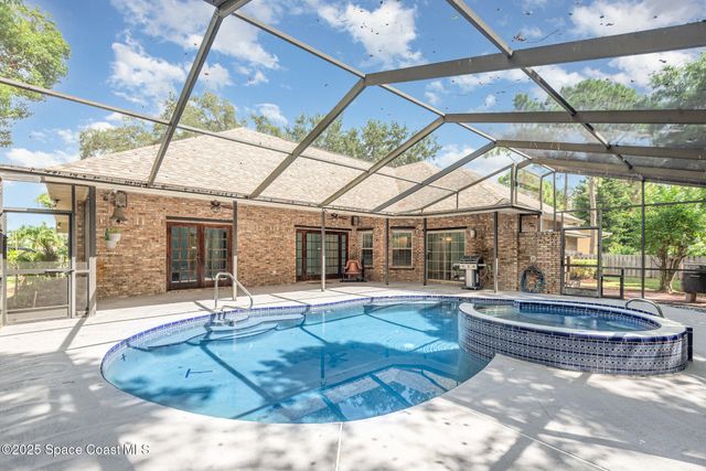 772 Lake Drive, Melbourne, FL 32940