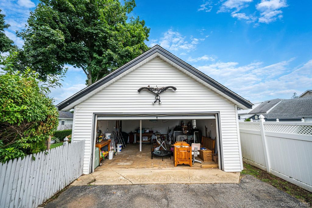 57 Caroline Street, Bethpage, NY 11714 — photo 5