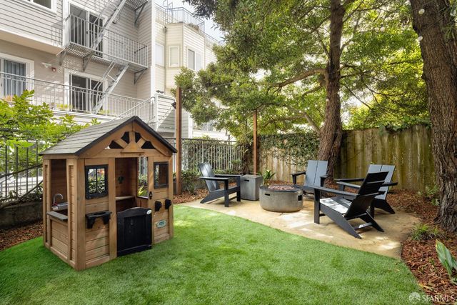 225 26th Avenue 2, San Francisco, CA 94121