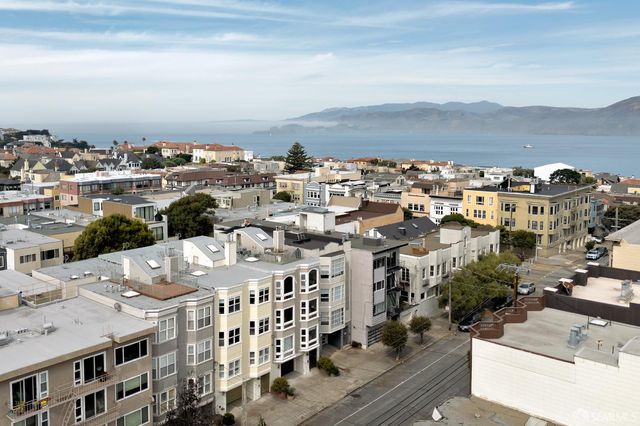 225 26th Avenue 2, San Francisco, CA 94121