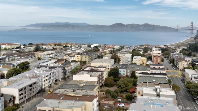 225 26th Avenue 2, San Francisco, CA 94121
