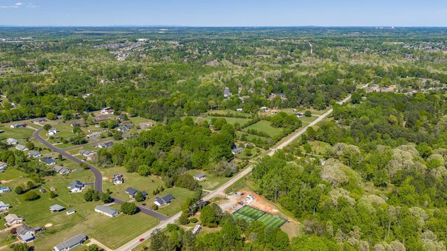 6844 Reidville Road, Woodruff, SC 29388