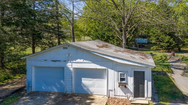 6844 Reidville Road, Woodruff, SC 29388