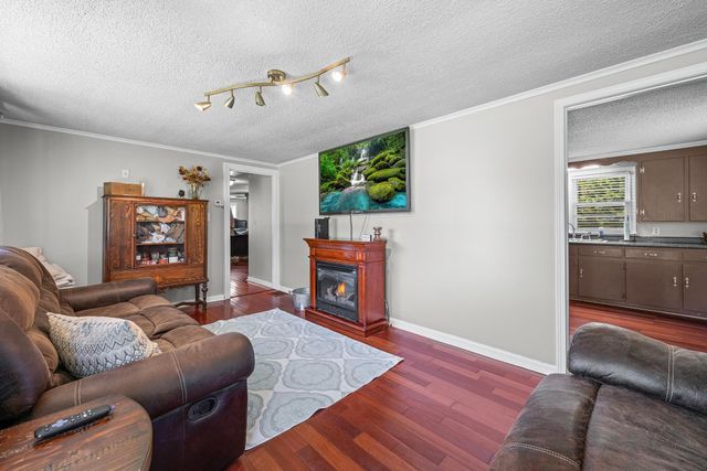 6844 Reidville Road, Woodruff, SC 29388