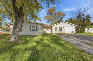319 Michigami Trail, Chesterton, IN 46304